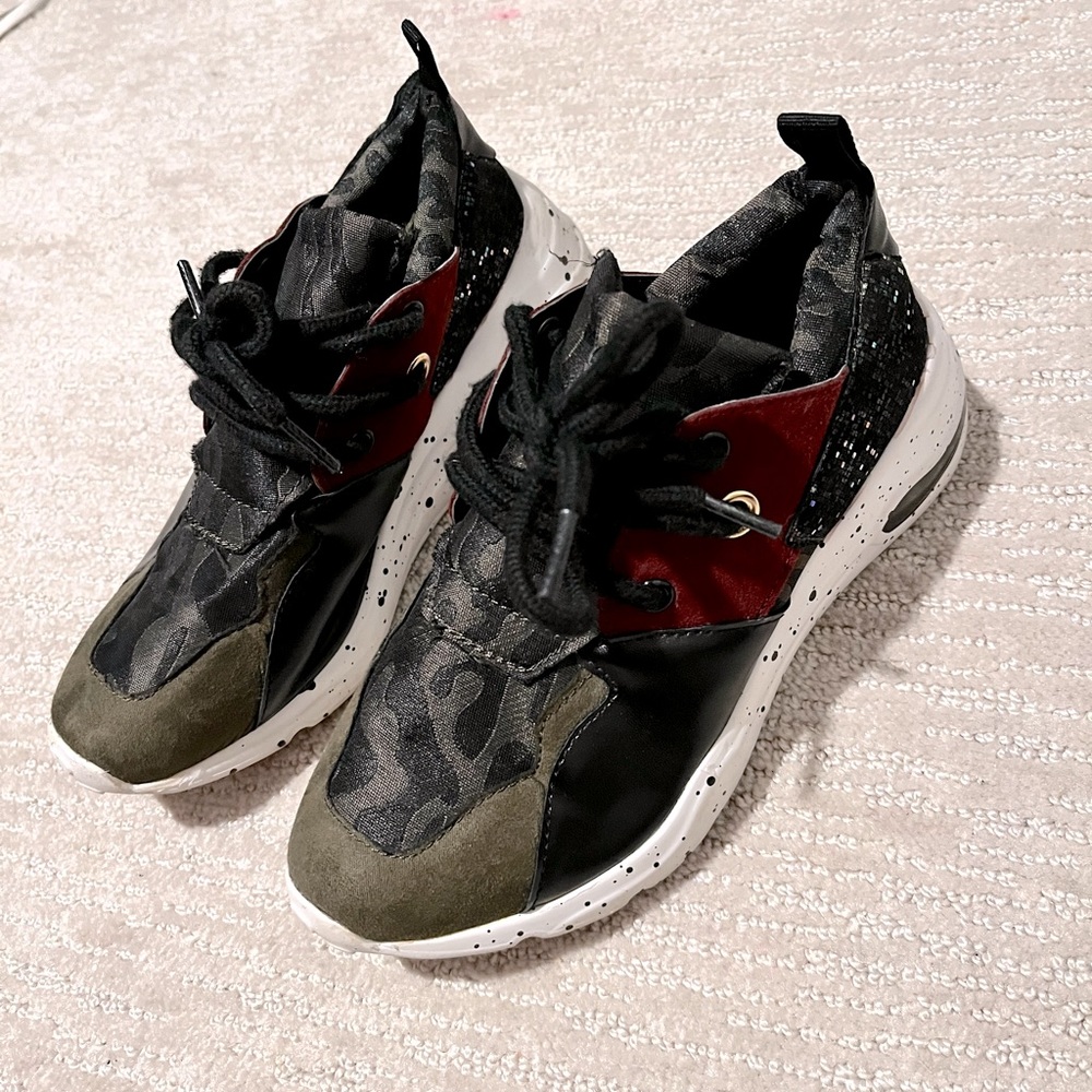 Size 6.5 eclectic, multi material sneakers